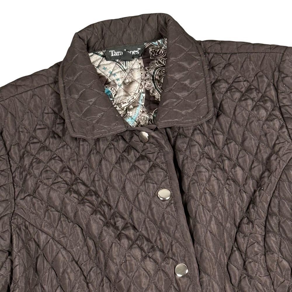 Chic Brown Quilted Jacket 10P Snap Closure Fall Fashion Outerwear Paisley Lining